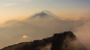 Mount Abang Trekking 3 1600X900