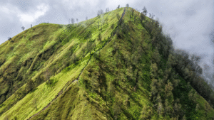Mount Trunyan Trekking 1 -1600X900